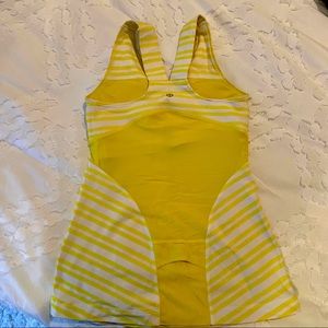 Lululemon tank